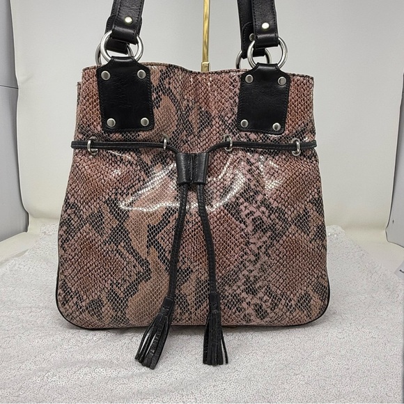 Sharif Studio made in the USA Genuine leather drawstring snake skin handbag - Picture 8 of 16